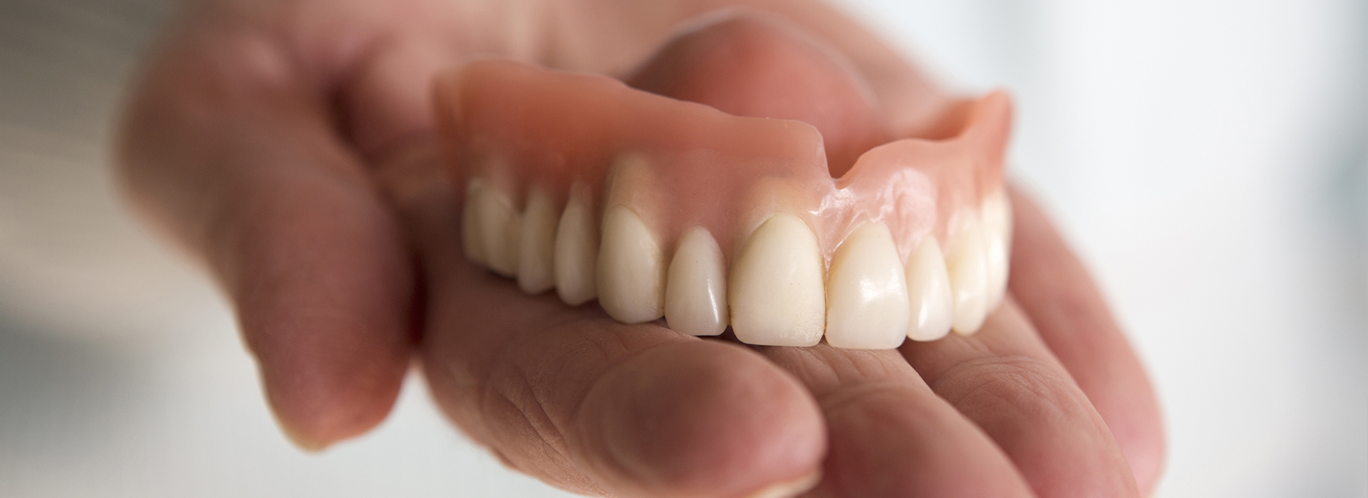Cosmetic Dental Office 19382